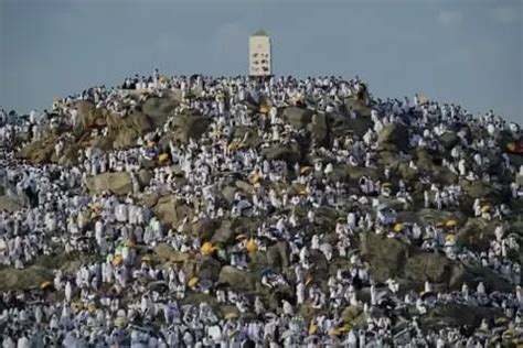 Puncak Haji Hari Ini Jutaan Jemaah Dari Seluruh Dunia Wukuf Di Arafah