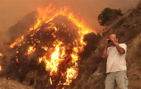 Incendio Cerca De Los Ngeles Quema Casas