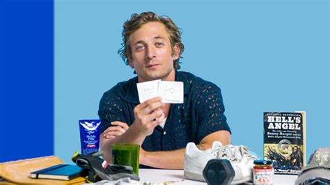 Watch 10 Things Jeremy Allen White Can T Live Without 10 Essentials GQ