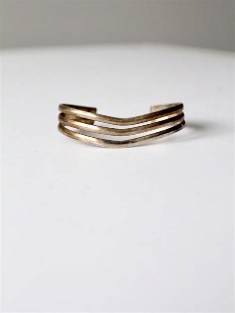 Vintage Wave Cuff Bracelet 86 Vintage