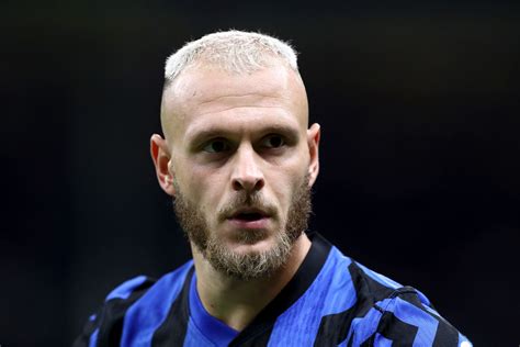 federico dimarco   feyenoord  inter milan ucl clash