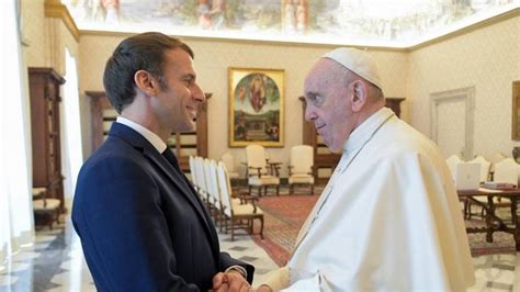 Emmanuel et Brigitte Macron assisteront à la messe du pape