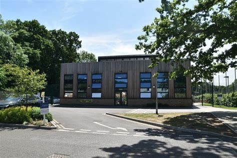 Langley Park School For Girls © N Chadwick Geograph Britain And Ireland