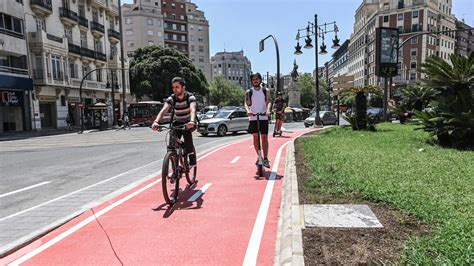 Zonas Verdes Dotaciones Contenedores Soterrados Y Carriles Bici