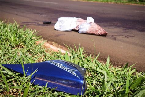 Motociclista Morre Ap S Bater Em Carreta Parada Na Avenida Guaicurus