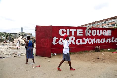 Université de Cocody les occupants illégaux de la cité rouge