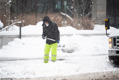 New Yorkers Break Out Into A Huge Snowball Fight In Washington Square