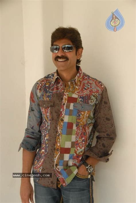 Jagapathi Babu Stills Photo 13 Of 36