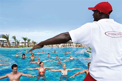 Riu Karamboa Pool Activity #ItsRIUTimeCapeVerde Hotel Riu, All ...