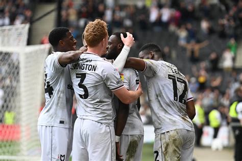 Toby Locks Mk Dons Player Rating Pictures After The Stunning Eight