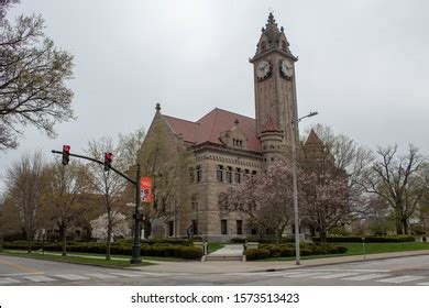 7 Bowling green municipal court Images, Stock Photos & Vectors | Shutterstock