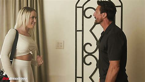 Layla Love Blowjob Porn Videos XCafe