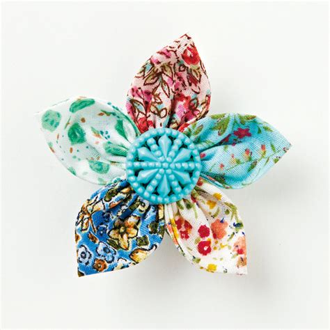 How To Make Fabric Flower Brooch Gathered