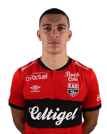 Amine El Ouazzani En Avant Guingamp