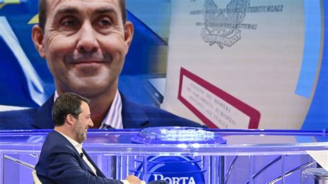 Vannacci Si Candida Con La Lega L Annuncio Di Salvini Huffpost Italia