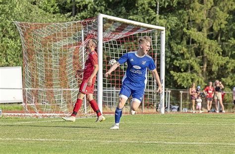 Fu Ball Tsv Kuppingen Klopft Ans Tor Zur Bezirksliga Fu Ball Im