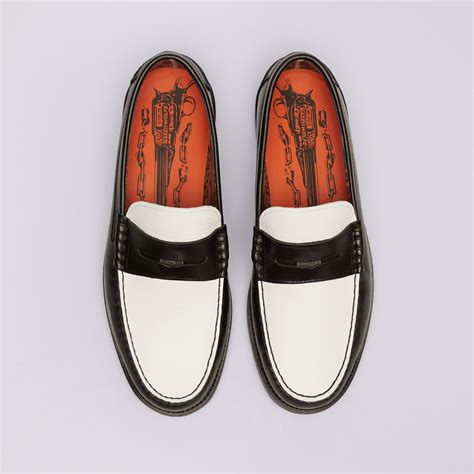 NAKED WOLFE RIVIERA BLACK LEATHER NWRIVIERABLACKWHITE JUODA 200 00 EUR Laisvalaikio E