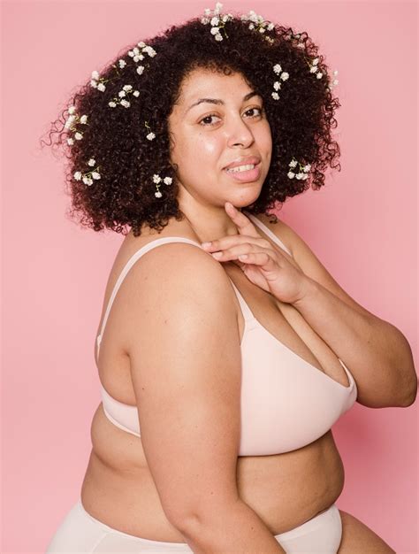 Em Casa Dicas De Como Escolher Lingerie Portal Viu