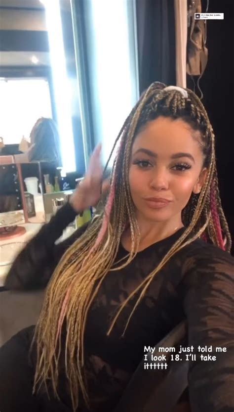 Pin By Aline Alisha Pink On Vanessa Morgan In 2022 Beautiful Women