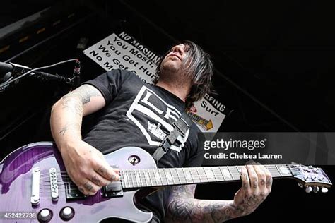 Derek Jones (Musician) Photos and Premium High Res Pictures - Getty Images