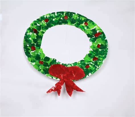 Easy Painted Christmas Wreath Craft For Kids A Crafty Life