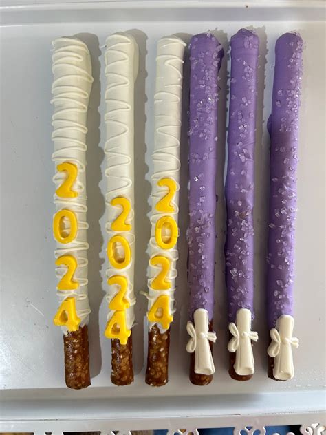 Graduation Treats Pretzels And Oreos Perfect For Party Favors And