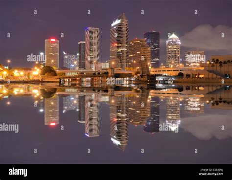 Skyline of downtown Tampa, Florida Stock Photo - Alamy