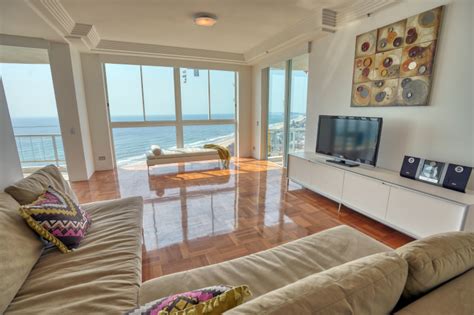 3 Bed Sub Penthouse Carmel By The Sea Broadbeach Accommodation