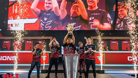 Faze Schl Gt Navi Und Gewinnt Pgl Cs Go Major In Antwerpen