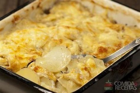 Receita De Batatas Com Molho Branco E Queijo Gratinado Comida E Receitas