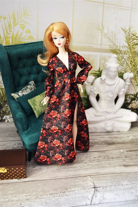 Classic Camel Coat Silkstone Barbie Helen Tao Flickr