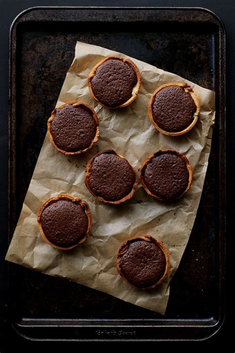 Molten Chocolate And Salted Caramel Tarts The Sugar Hit