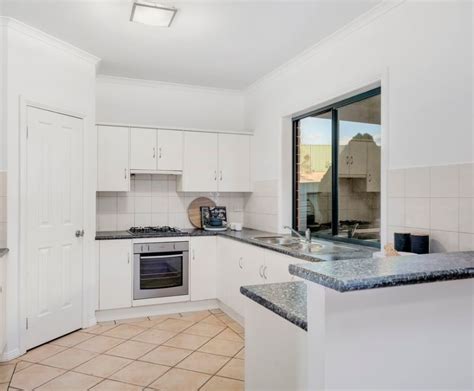 2 Rooms For Rent In Darlington Adelaide 185 250 Au