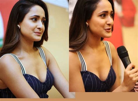 Stunning Hot Photos Of Pragya Jaiswal Filmy19