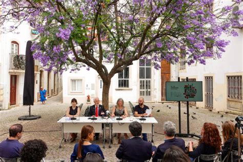 Feira Do Livro De Coimbra Multiplica Se No Conceito E Na Ocupa O Da