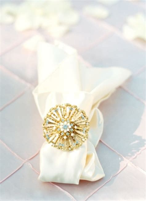 46 Creative Wedding Napkin Rings For Your Tablescape Weddingomania