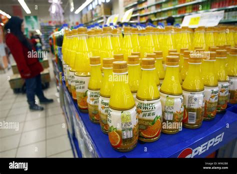 Tropicana Orange Juice Hi Res Stock Photography And Images Alamy