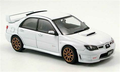 Coche Miniatura Subaru Impreza Wrx Autoart Sti Blanco