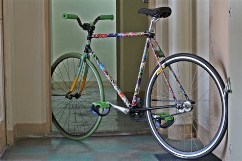 Fixed Gear Stickerbomb 56cm - Pedal Room