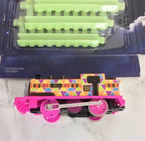 THOMAS FRIENDS TrackMaster Hyper Glow Nia Train New Track Motorised