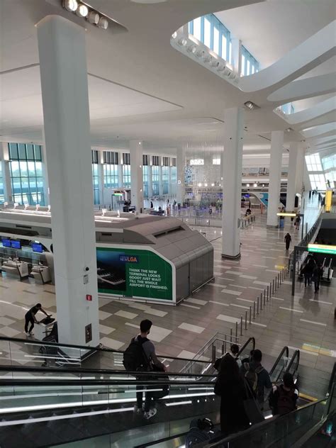 Laguardia airport nyc address is now easier to reach via transit 18