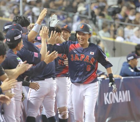 写真・画像一覧 【侍ジャパン】西武・源田壮亮が侍ジャパン初アーチとなる右越えソロ「チームにとっても自分にとっても大きな1本になりました