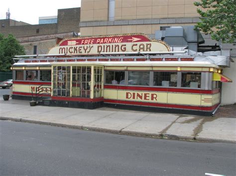 LOOK: The 10 Best Classic Diners In America