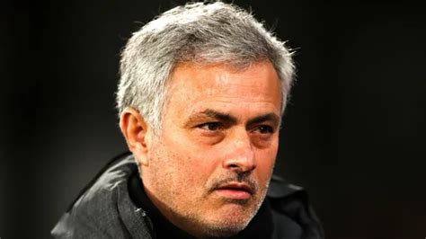 Mercato Manchester United Mourinho Annonce La Couleur Pour Le