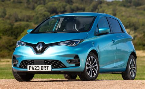 A Decade Of Success For The Renault Zoe Carjourno