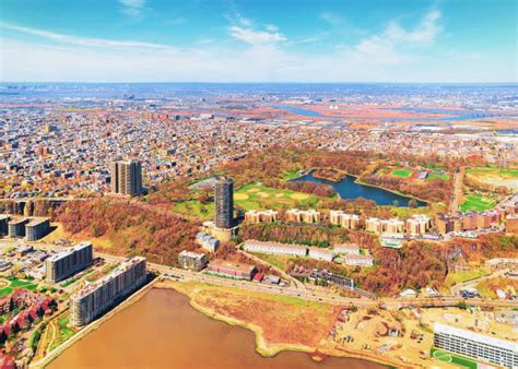 bronx skyline stock  pictures royalty  images istock