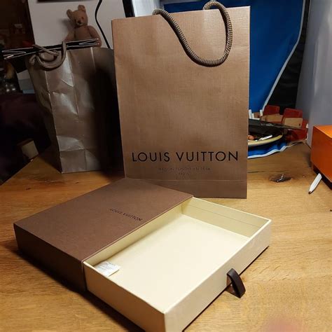 Louis Vuitton Schachtel Leer Und Papiert Te Set Kaufen Auf Ricardo