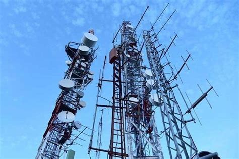 Lgus Complying With Duterte S Order To Act On Telco Tower Applications