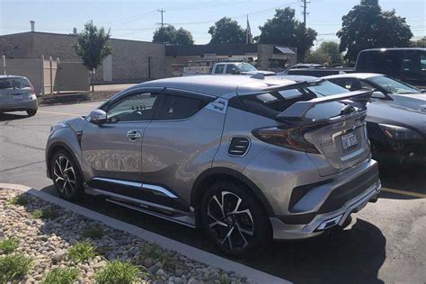 Любитель хрома взялся за доработку Тойота C-HR: его было не остановить