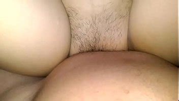 Mi padrastro explota esperma en mi coño XVIDEOS